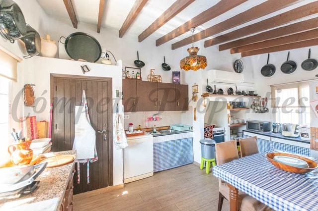 4 soverom Villa til salgs i Lagos, Vélez-Málaga med svømmebasseng - € 550 000 (Ref: 8315502)