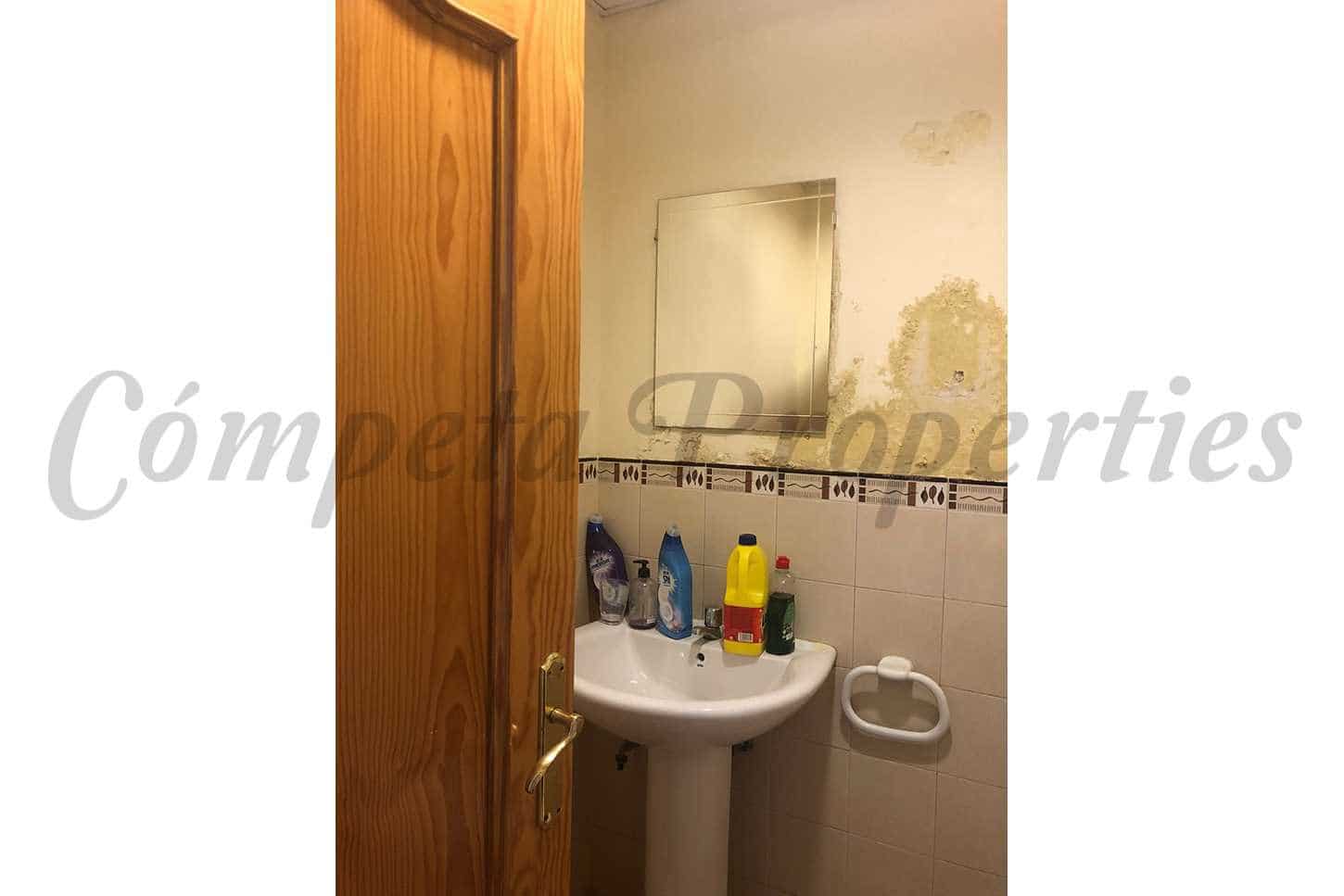 Erhverv til leje i Velez-Malaga - € 1.260 (Ref: 8326889)