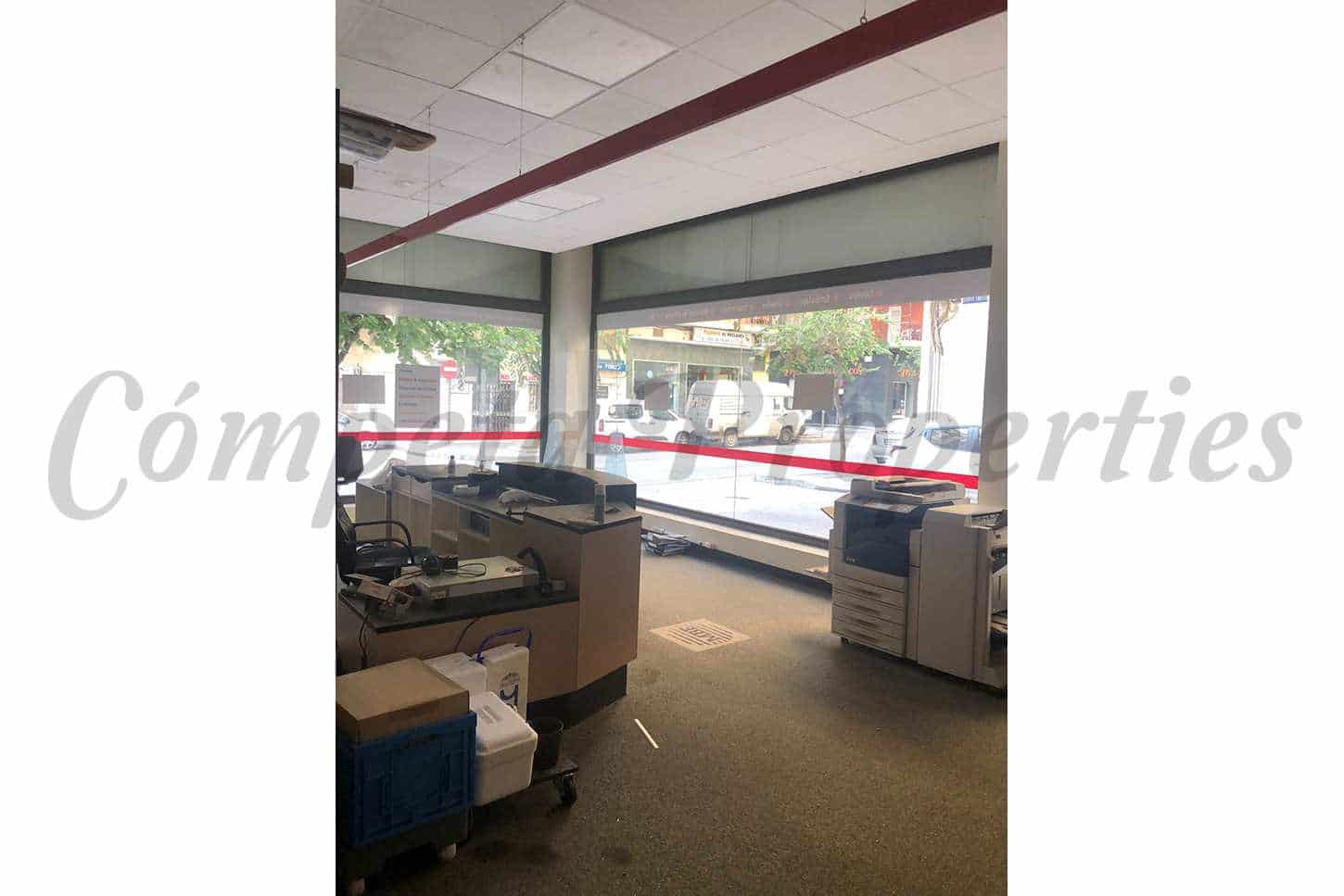 Erhverv til leje i Velez-Malaga - € 1.260 (Ref: 8326889)