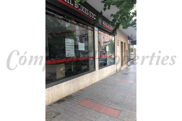 Kaupallinen vuokrattavana paikassa Vélez-Málaga - 1 260 € (Ref: 8326889)