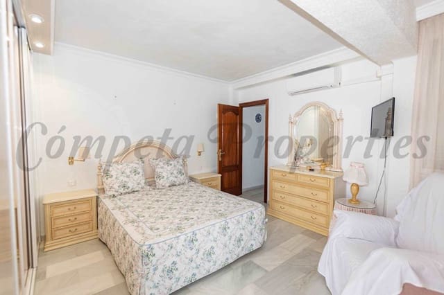 1 soveværelse Lejlighed til salg i Nerja med swimmingpool - € 335.000 (Ref: 8346819)