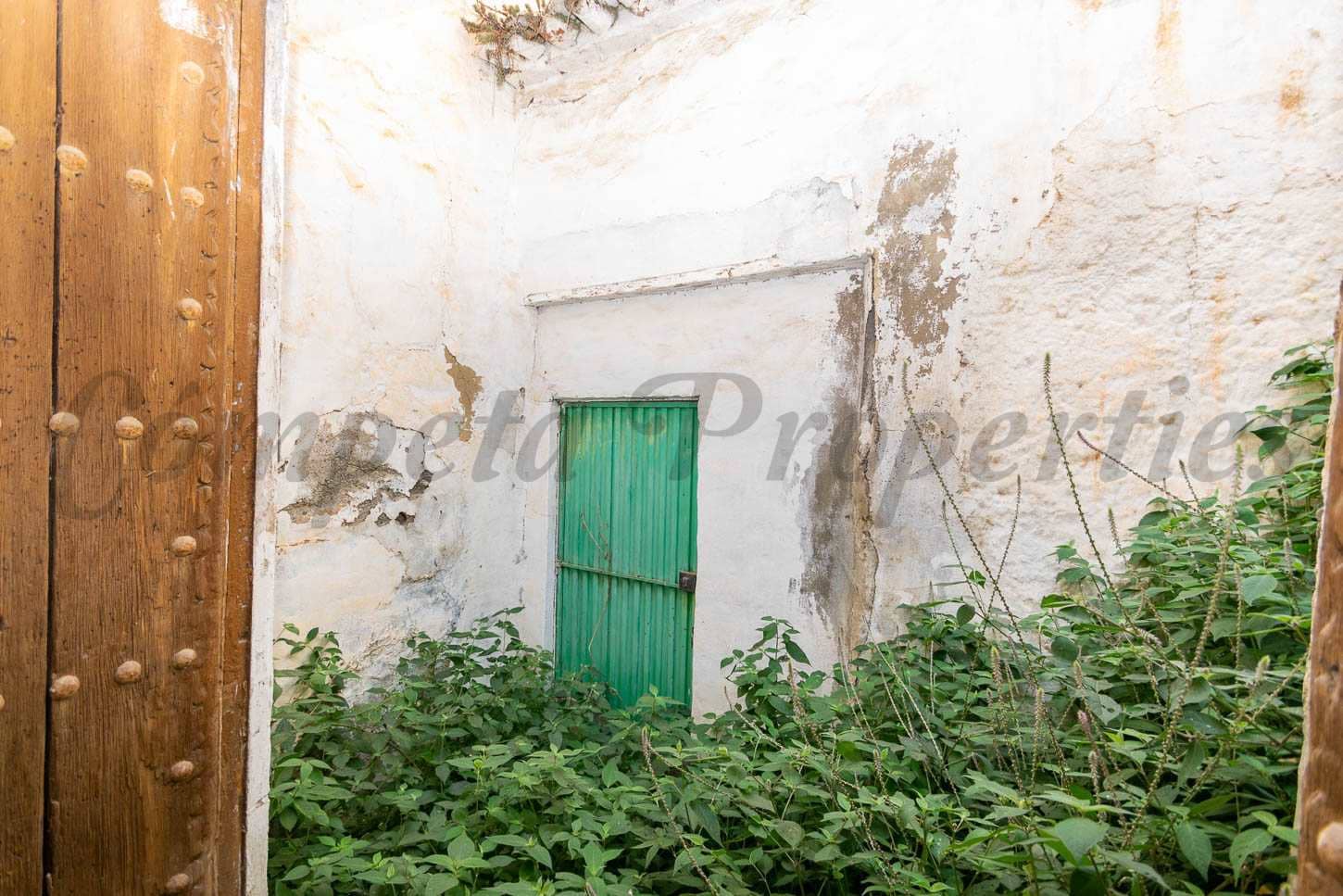 18 soveværelse Byhus til salg i Algarrobo - € 180.000 (Ref: 8395593)