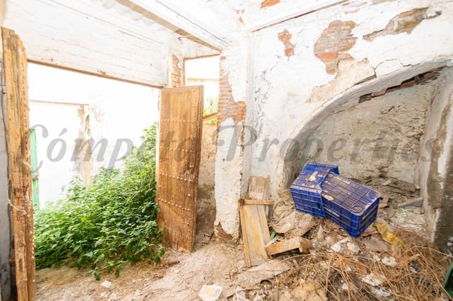 18 bedroom Townhouse for sale in Algarrobo - € 180,000 (Ref: 8395593)