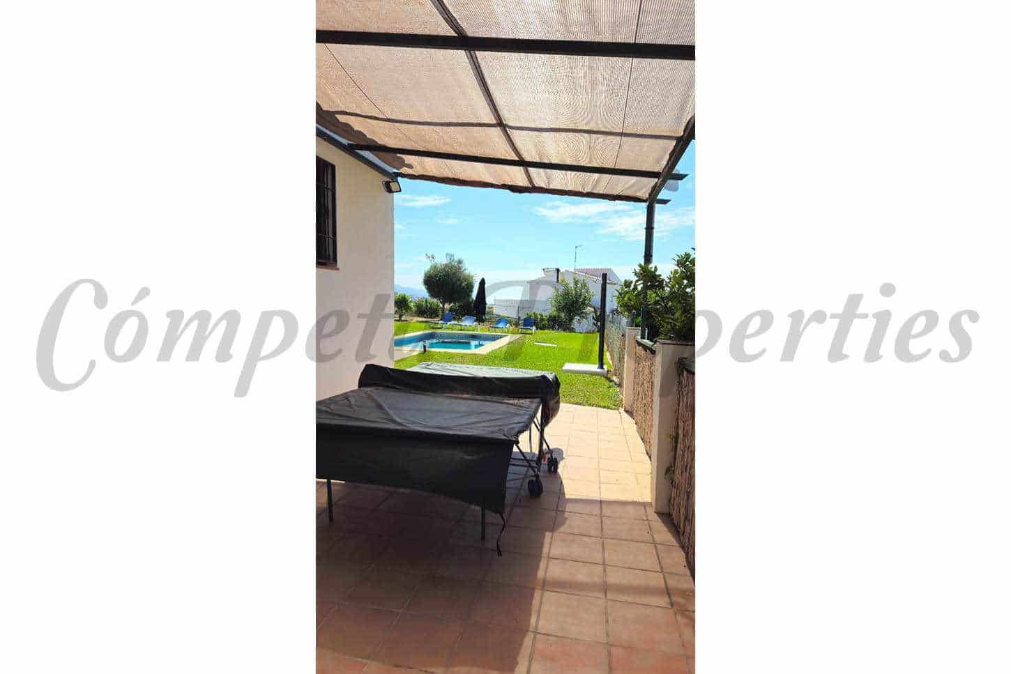 1 slaapkamer Finca/Landhuis voor vakantieverhuur in Nerja met zwembad garage - € 575 (Ref: 8395716)