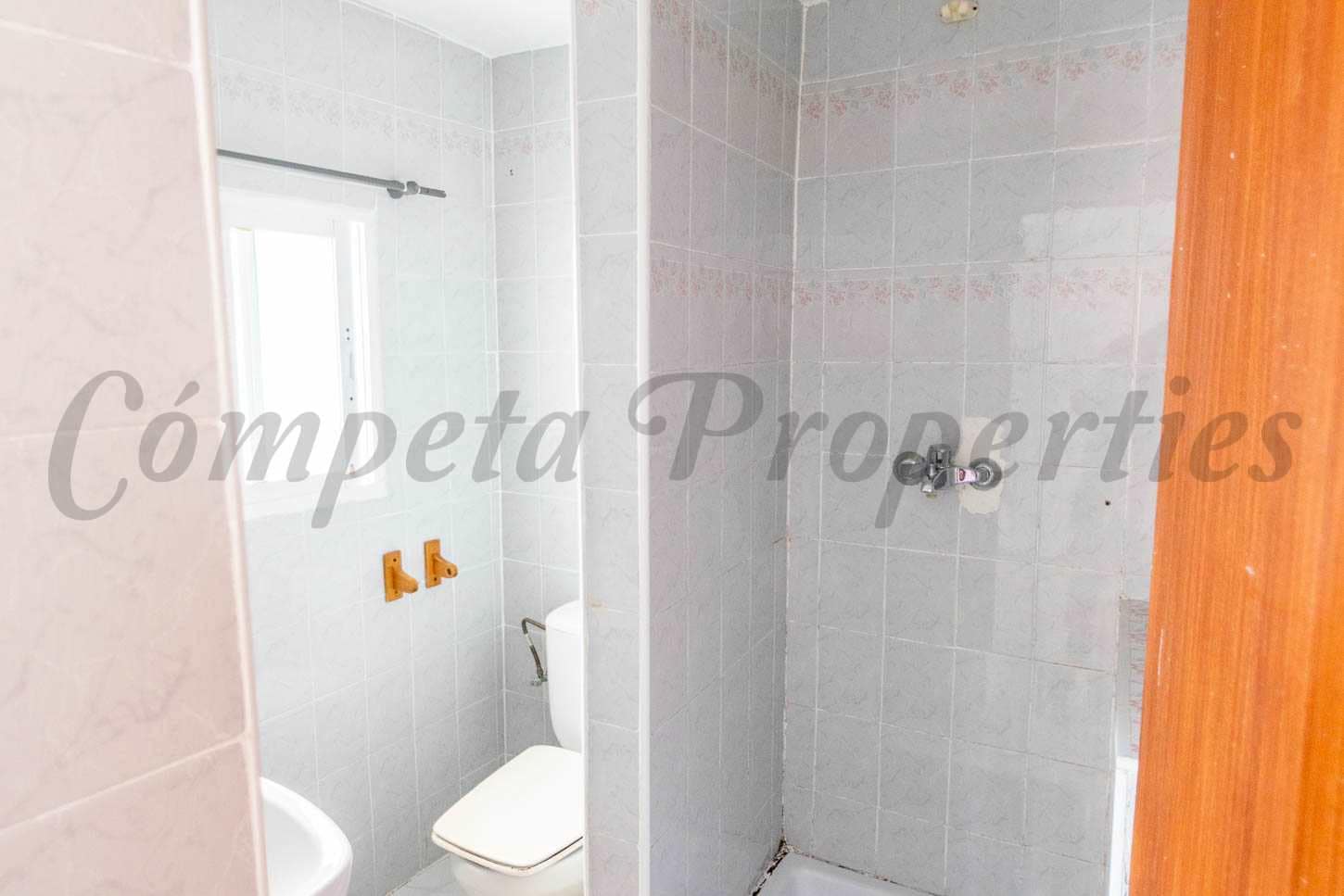 4 soveværelse Byhus til salg i Torrox med garage - € 210.000 (Ref: 8396002)