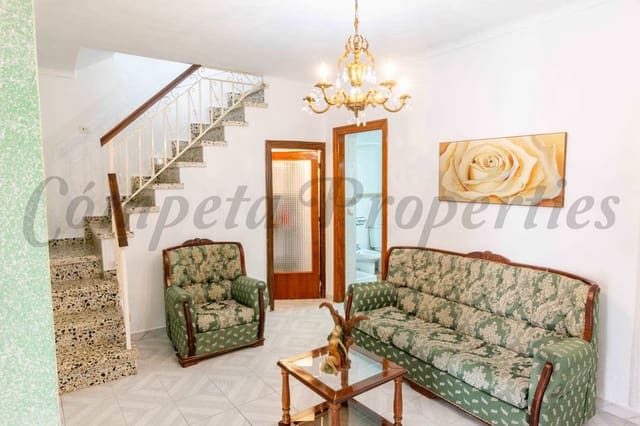 4 soveværelse Byhus til salg i Torrox med garage - € 210.000 (Ref: 8396002)