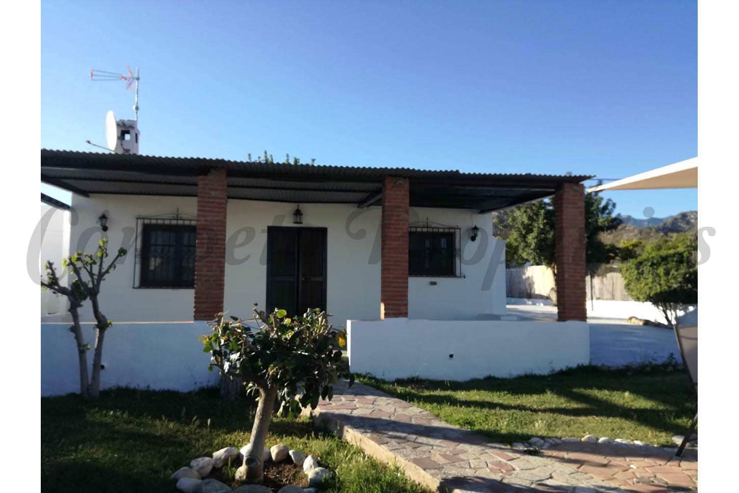 2 chambre Villa/Maison à vendre à Nerja avec piscine garage - 365 000 € (Ref: 8410257)