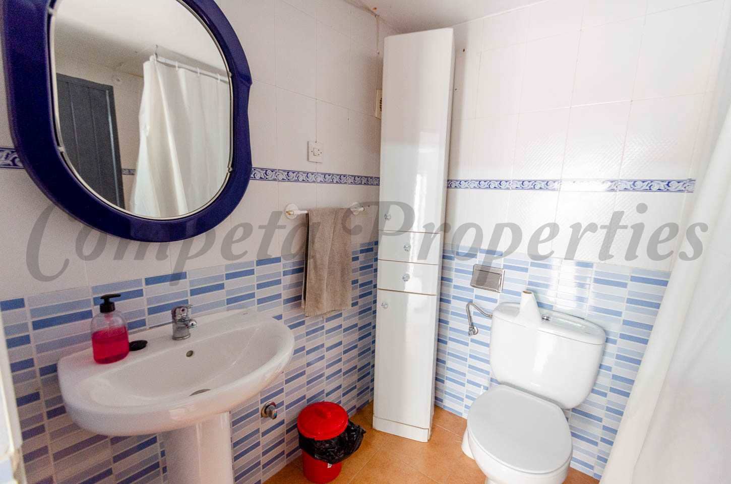 3 soveværelse Byhus til salg i Comares - € 95.000 (Ref: 8437967)