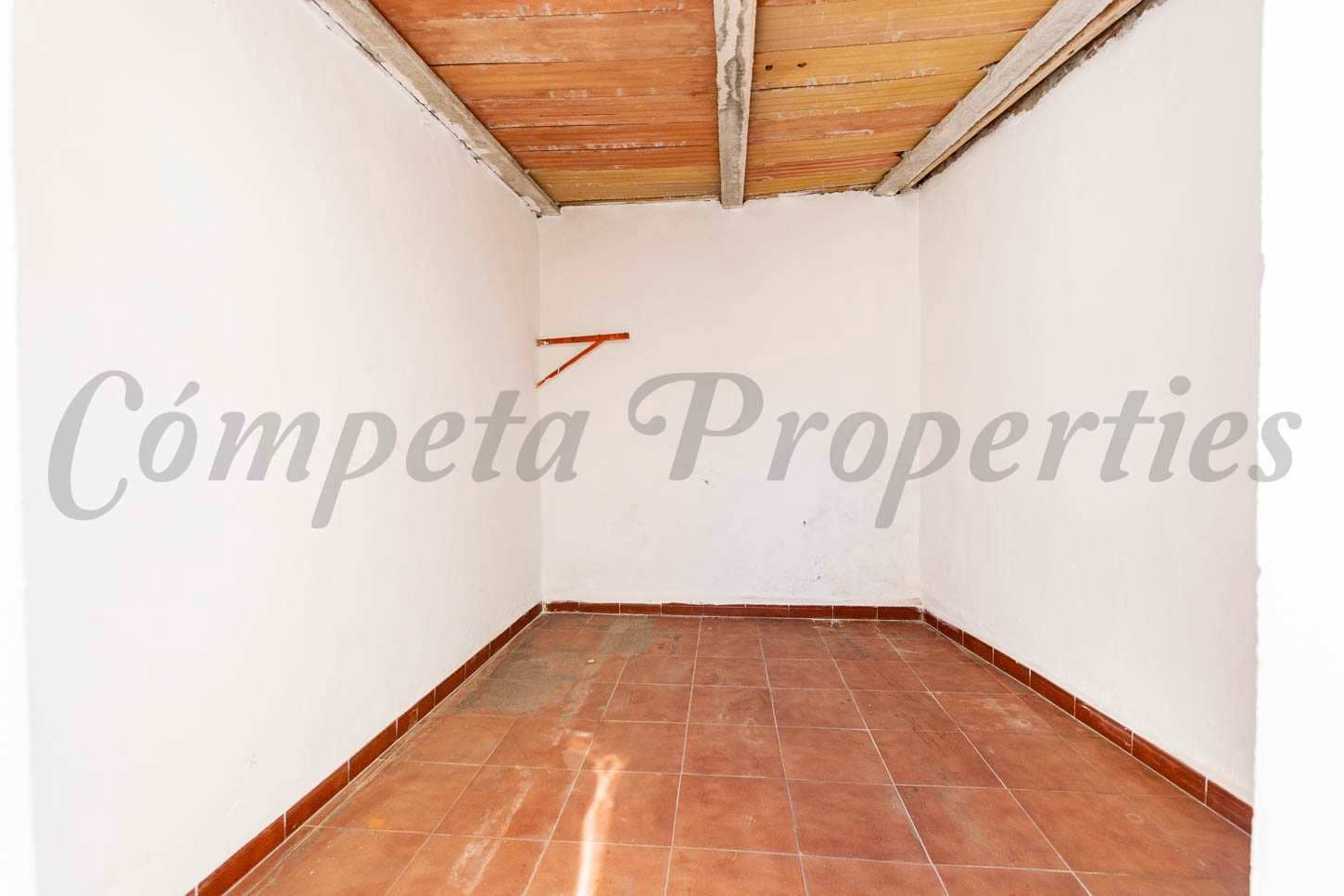 2 slaapkamer Huis te koop in Nerja - € 425.000 (Ref: 8440784)