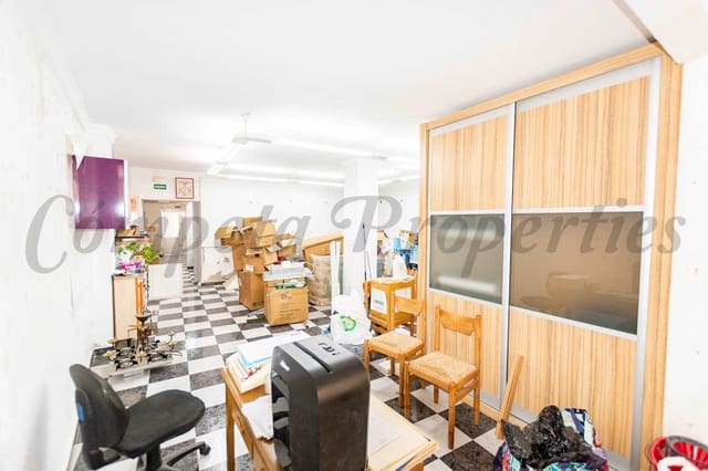 2 slaapkamer Huis te koop in Nerja - € 425.000 (Ref: 8440784)