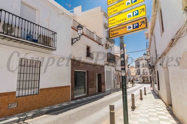 2 slaapkamer Huis te koop in Nerja - € 425.000 (Ref: 8440784)