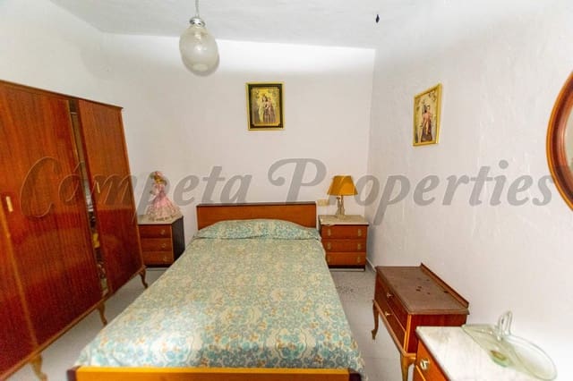 5 chambre Maison de Ville à vendre à Archez - 97 000 € (Ref: 8450935)