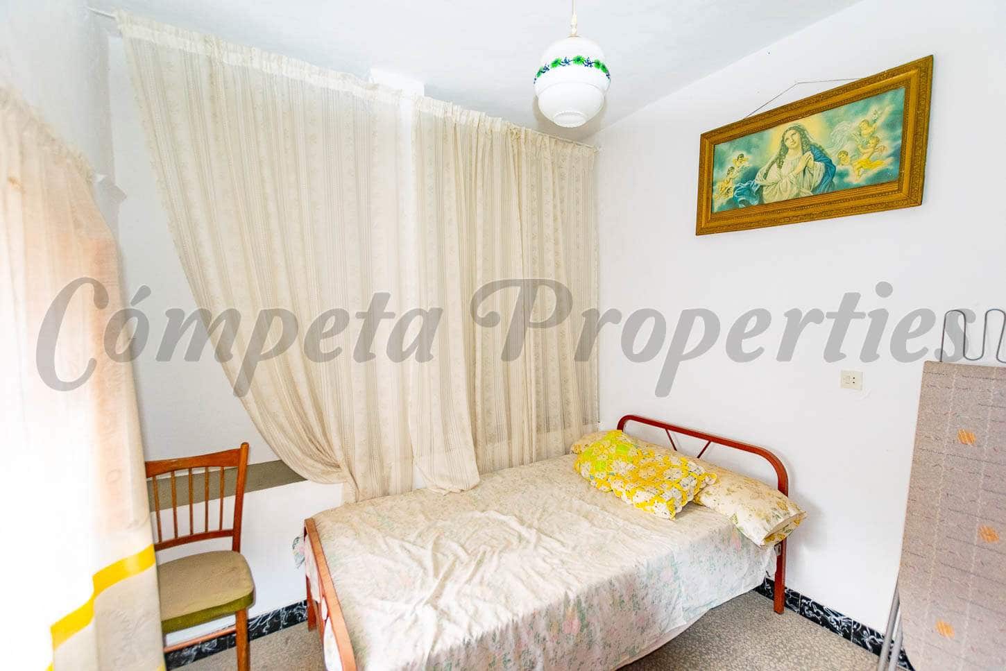 5 soveværelse Byhus til salg i Archez - € 97.000 (Ref: 8450935)