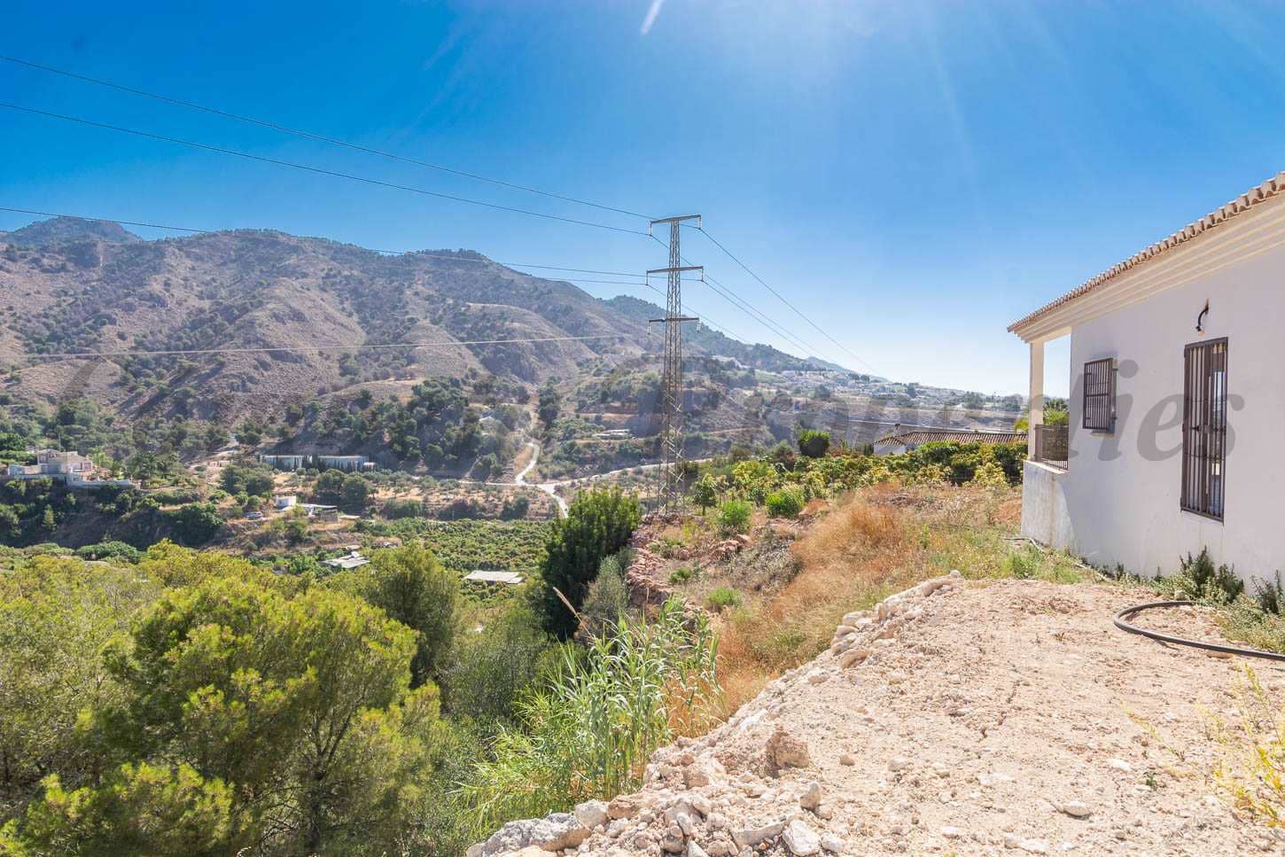 3 slaapkamer Finca/Landhuis te koop in Frigiliana met garage - € 685.000 (Ref: 8453867)