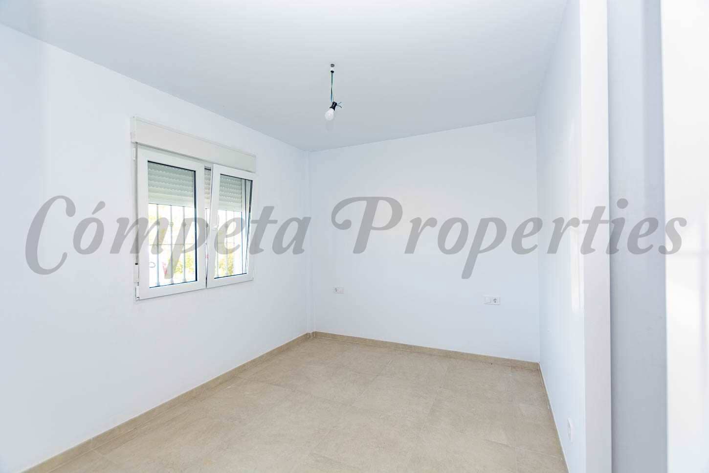 3 slaapkamer Finca/Landhuis te koop in Frigiliana met garage - € 685.000 (Ref: 8453867)