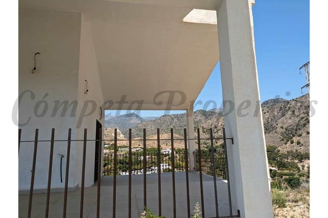 3 slaapkamer Finca/Landhuis te koop in Frigiliana met garage - € 685.000 (Ref: 8453867)