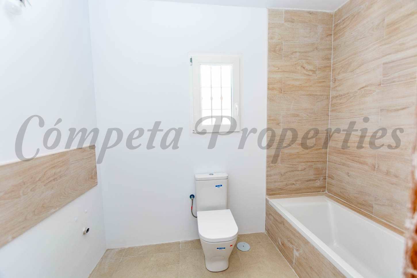 3 slaapkamer Finca/Landhuis te koop in Frigiliana met garage - € 685.000 (Ref: 8453867)
