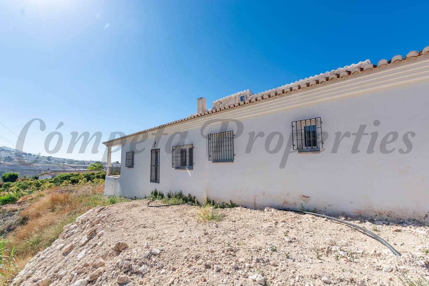 3 slaapkamer Finca/Landhuis te koop in Frigiliana met garage - € 685.000 (Ref: 8453867)