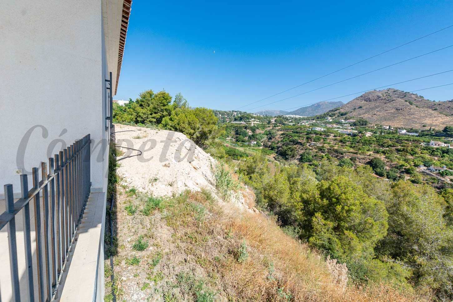 3 slaapkamer Finca/Landhuis te koop in Frigiliana met garage - € 685.000 (Ref: 8453867)