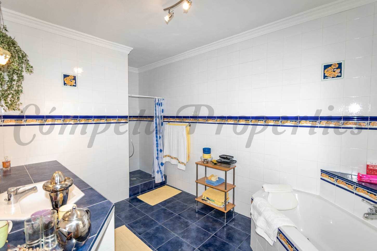 7 soverom Finca/Herregård til salgs i Torrox med svømmebasseng garasje - € 870 000 (Ref: 8456193)