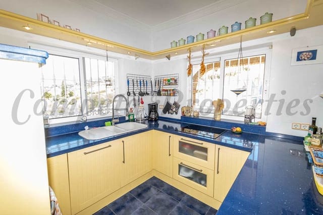 7 makuuhuone Maalaistalo myytävänä paikassa Torrox mukana uima-altaan 
autotalli - 870 000 € (Ref: 8456193)