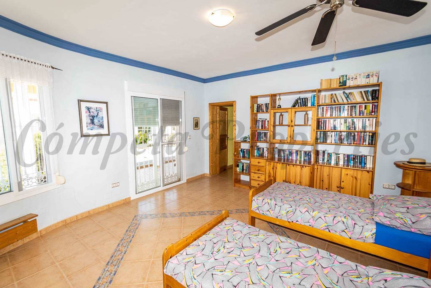 7 soverom Finca/Herregård til salgs i Torrox med svømmebasseng garasje - € 870 000 (Ref: 8456193)