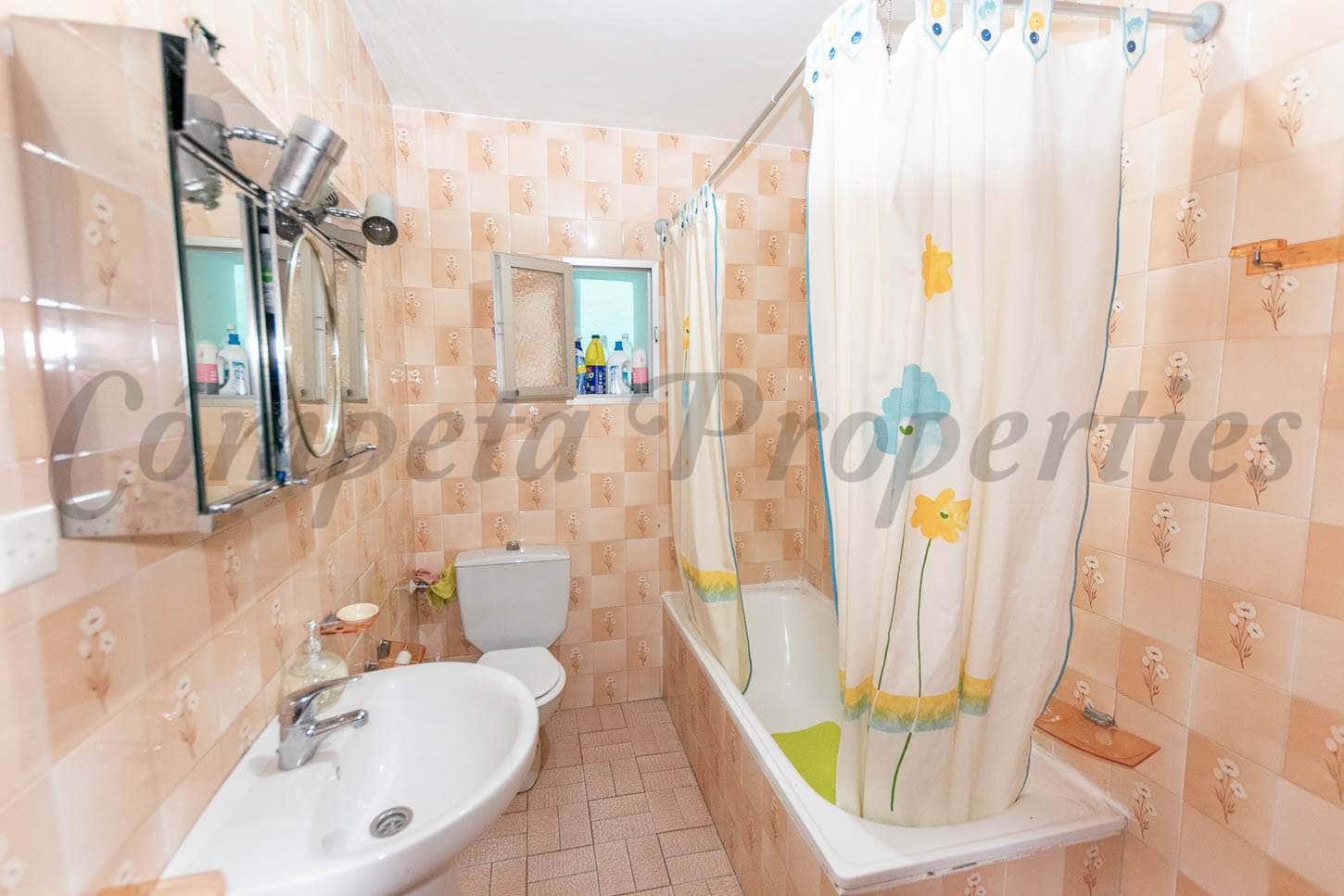 4 soveværelse Byhus til salg i Archez - € 107.000 (Ref: 8460985)