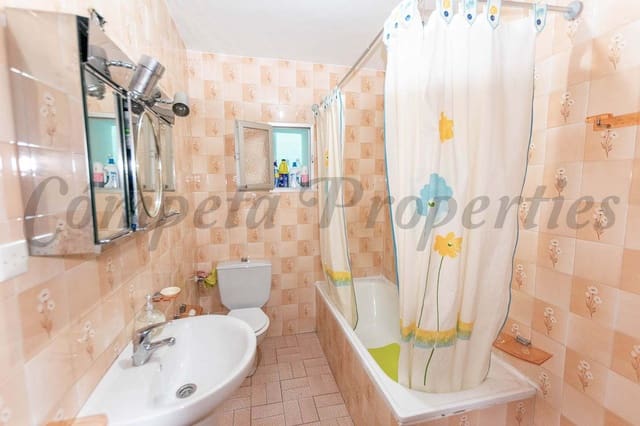 4 chambre Maison de Ville à vendre à Archez - 107 000 € (Ref: 8460985)