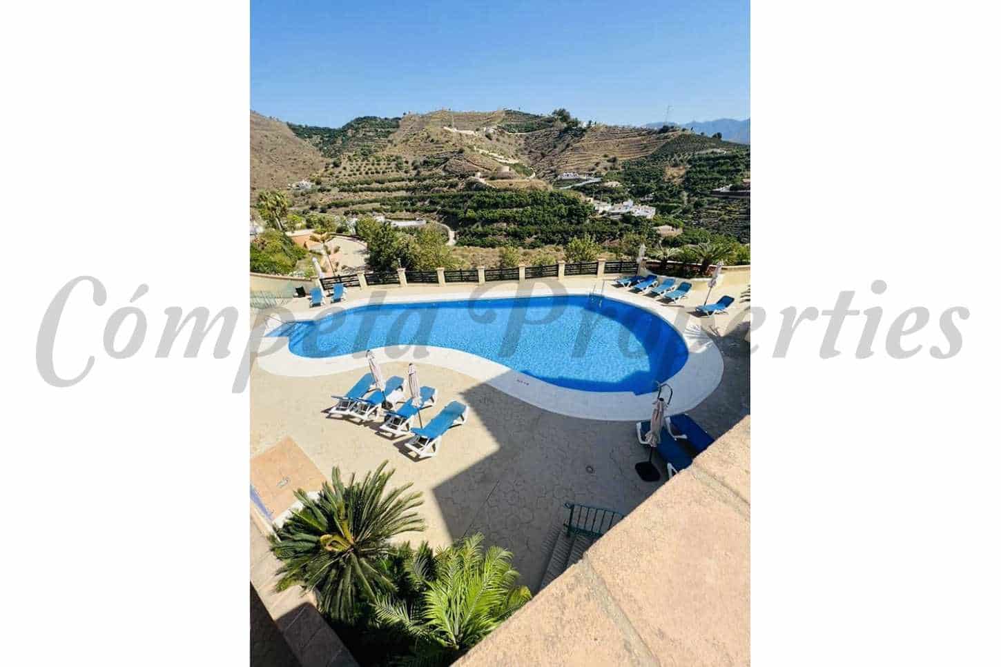 3 quarto Apartamento para venda em Nerja com piscina garagem - 420 000 € (Ref: 8472897)