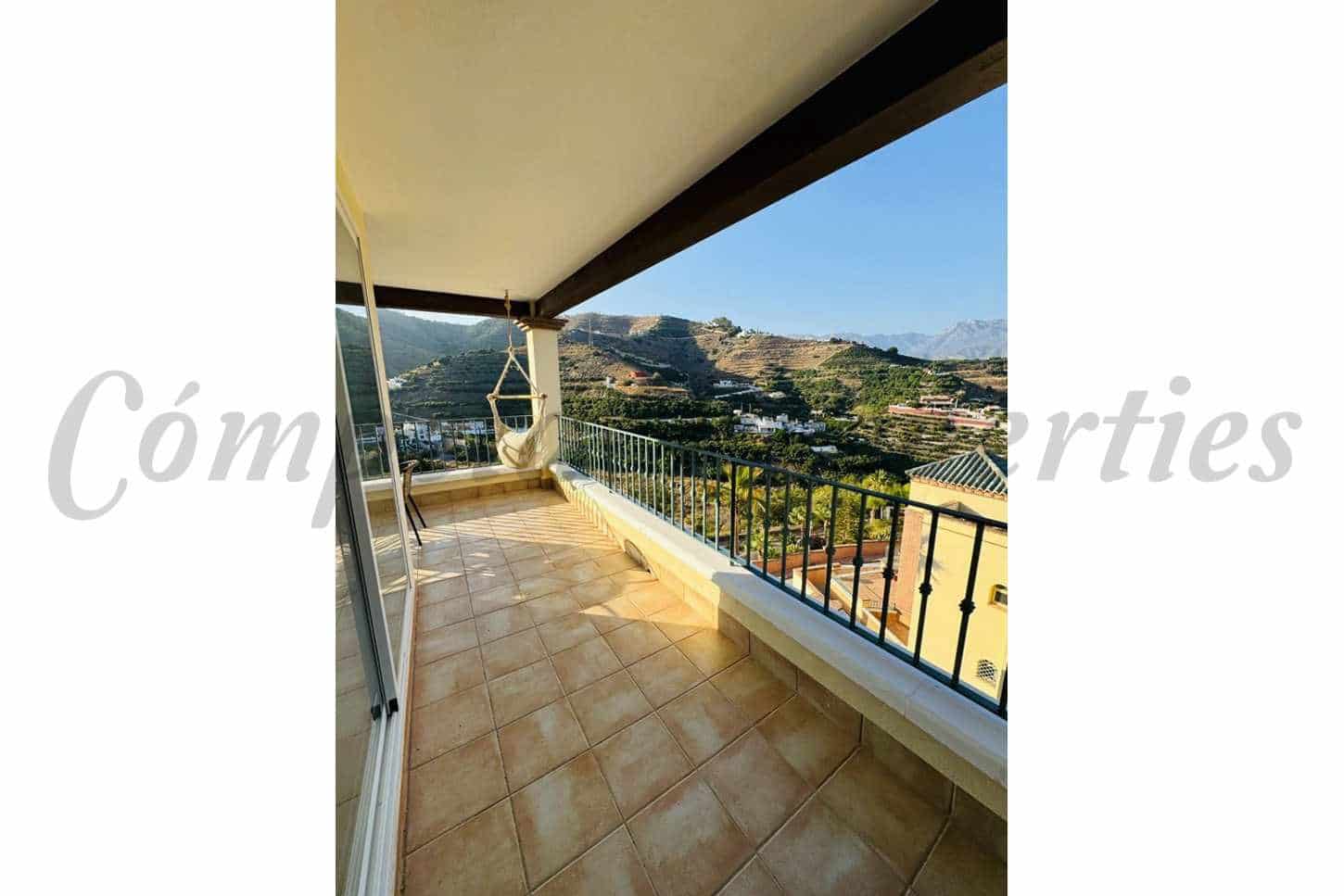 3 quarto Apartamento para venda em Nerja com piscina garagem - 420 000 € (Ref: 8472897)