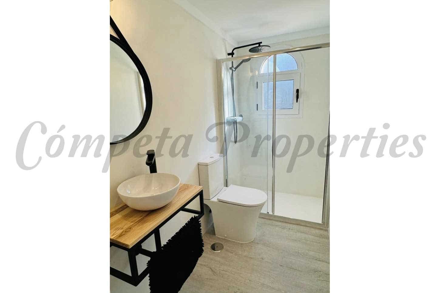 3 quarto Apartamento para venda em Nerja com piscina garagem - 420 000 € (Ref: 8472897)
