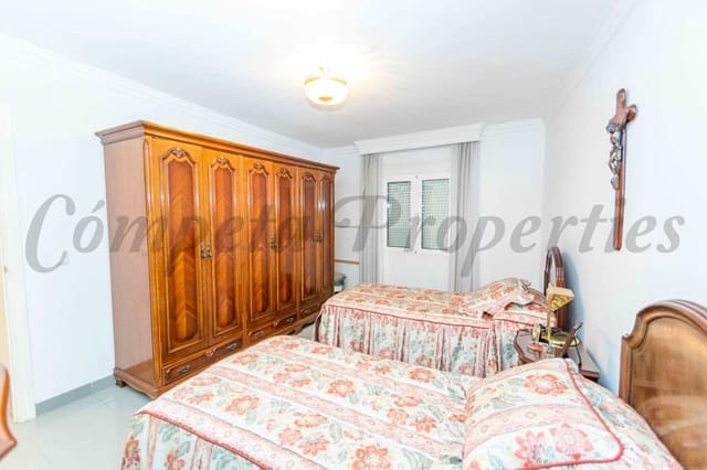 4 sypialnia Dom na sprzedaż w Nerja - 650 000 € (Ref: 8472938)