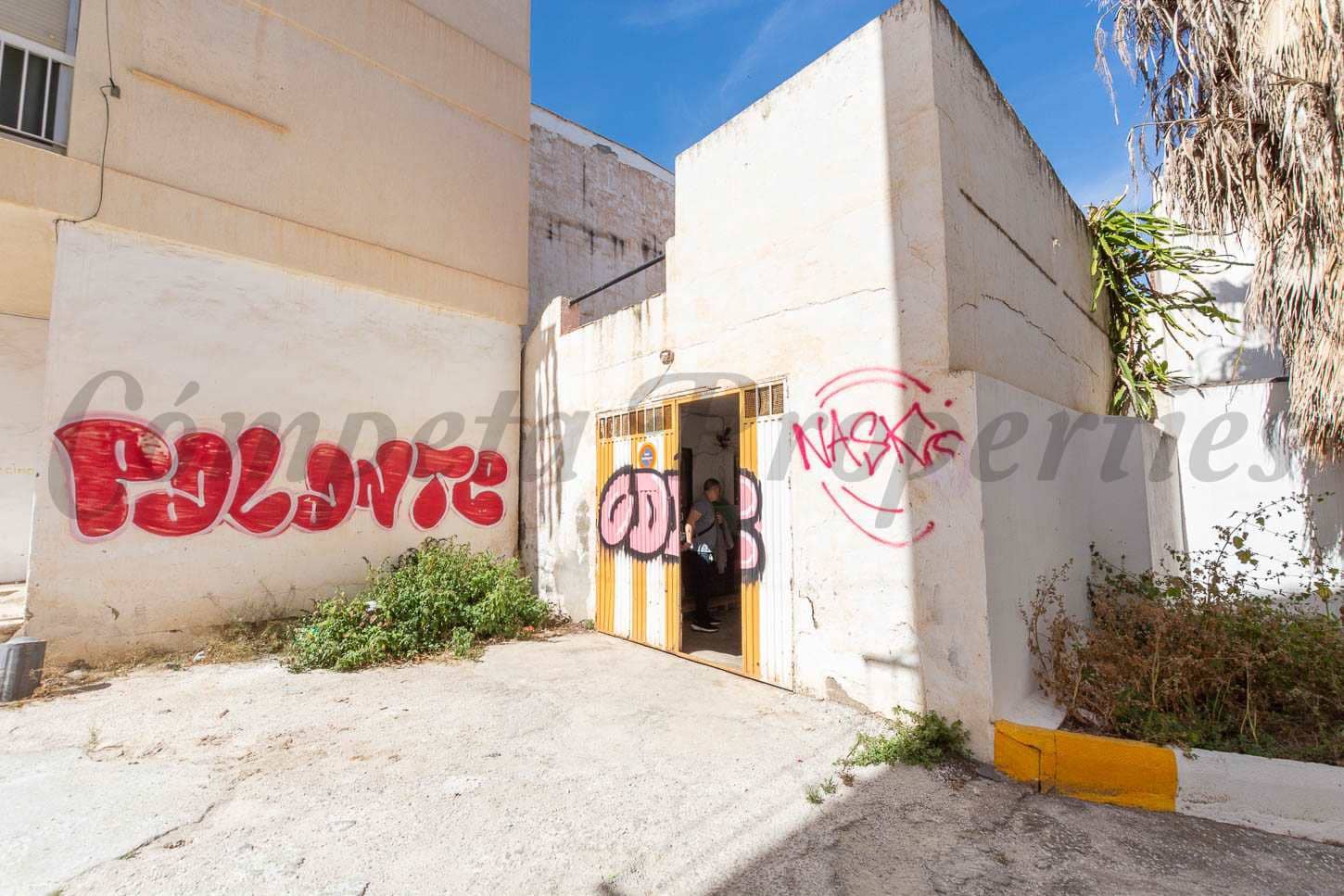 6 sypialnia Dom na sprzedaż w Nerja z garażem - 715 000 € (Ref: 8473032)