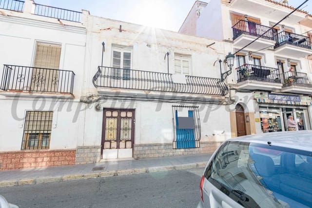 6 chambre Maison de Ville à vendre à Nerja avec garage - 715 000 € (Ref: 8473032)