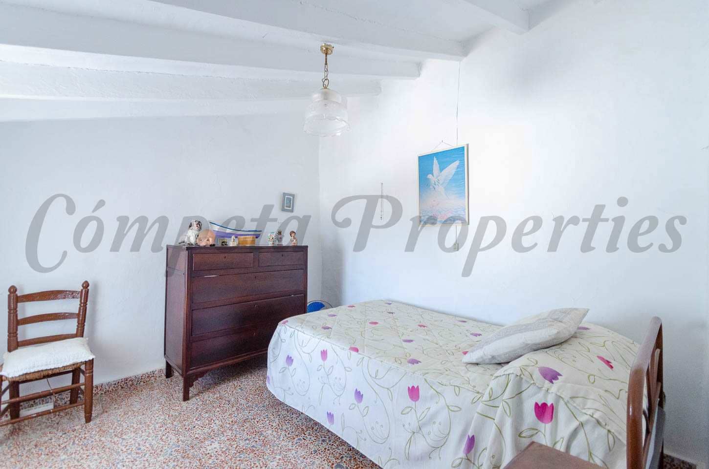 3 bedroom Townhouse for sale in Canillas de Aceituno - € 86,000 (Ref: 8475287)