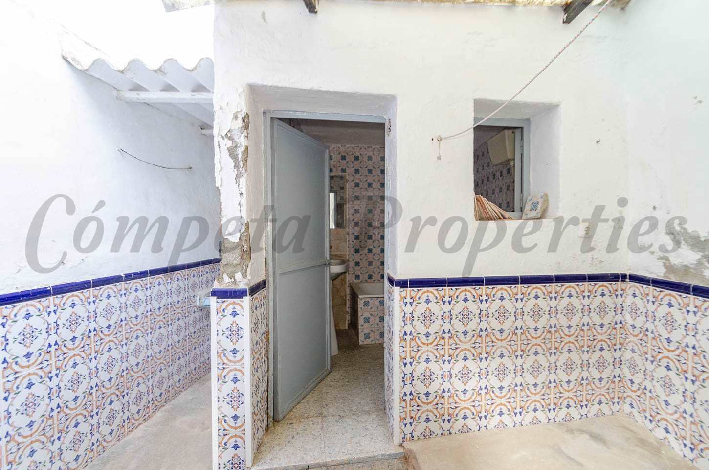 3 bedroom Townhouse for sale in Canillas de Aceituno - € 86,000 (Ref: 8475287)