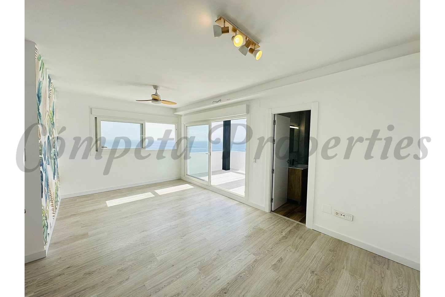 4 bedroom Townhouse for sale in Torrox-Costa with pool garage - € 525,000 (Ref: 8475346)