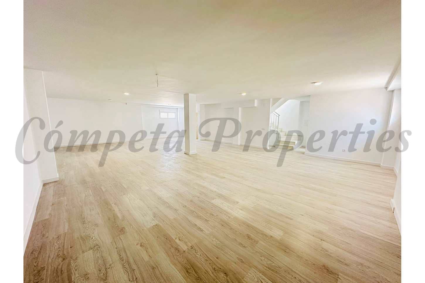 4 bedroom Townhouse for sale in Torrox-Costa with pool garage - € 525,000 (Ref: 8475346)