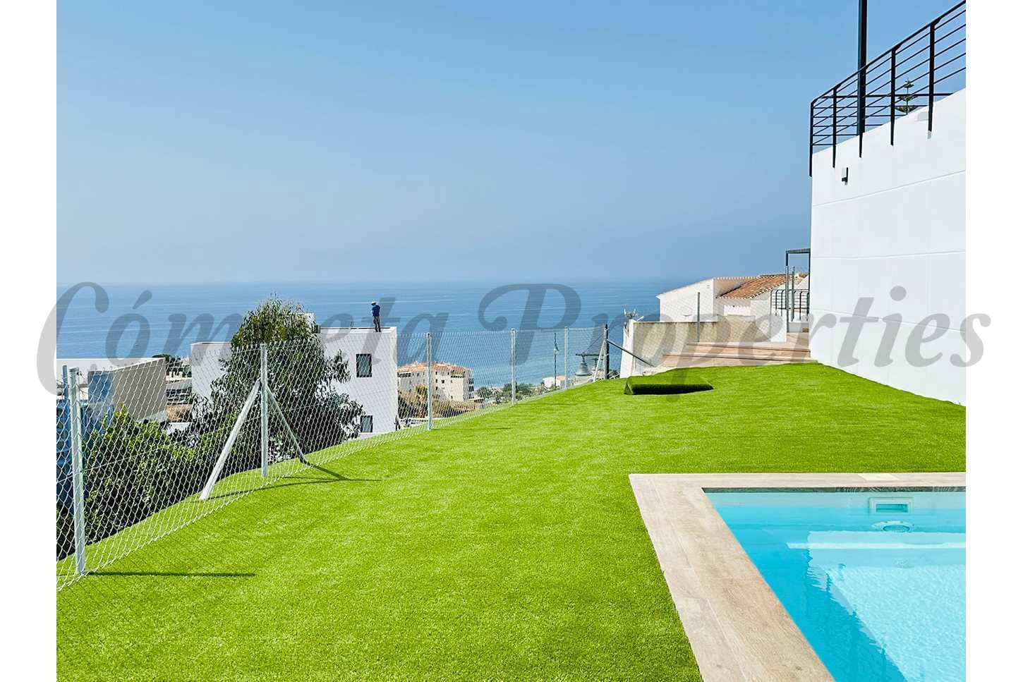 4 bedroom Townhouse for sale in Torrox-Costa with pool garage - € 525,000 (Ref: 8475346)