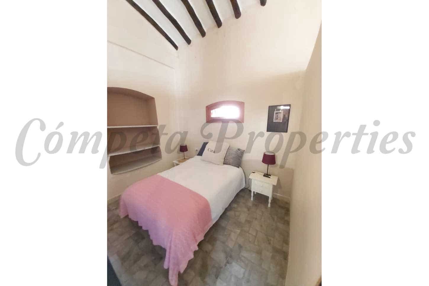 4 sovrum Villa till salu i Nerja med pool garage - 1 400 000 € (Ref: 8481448)