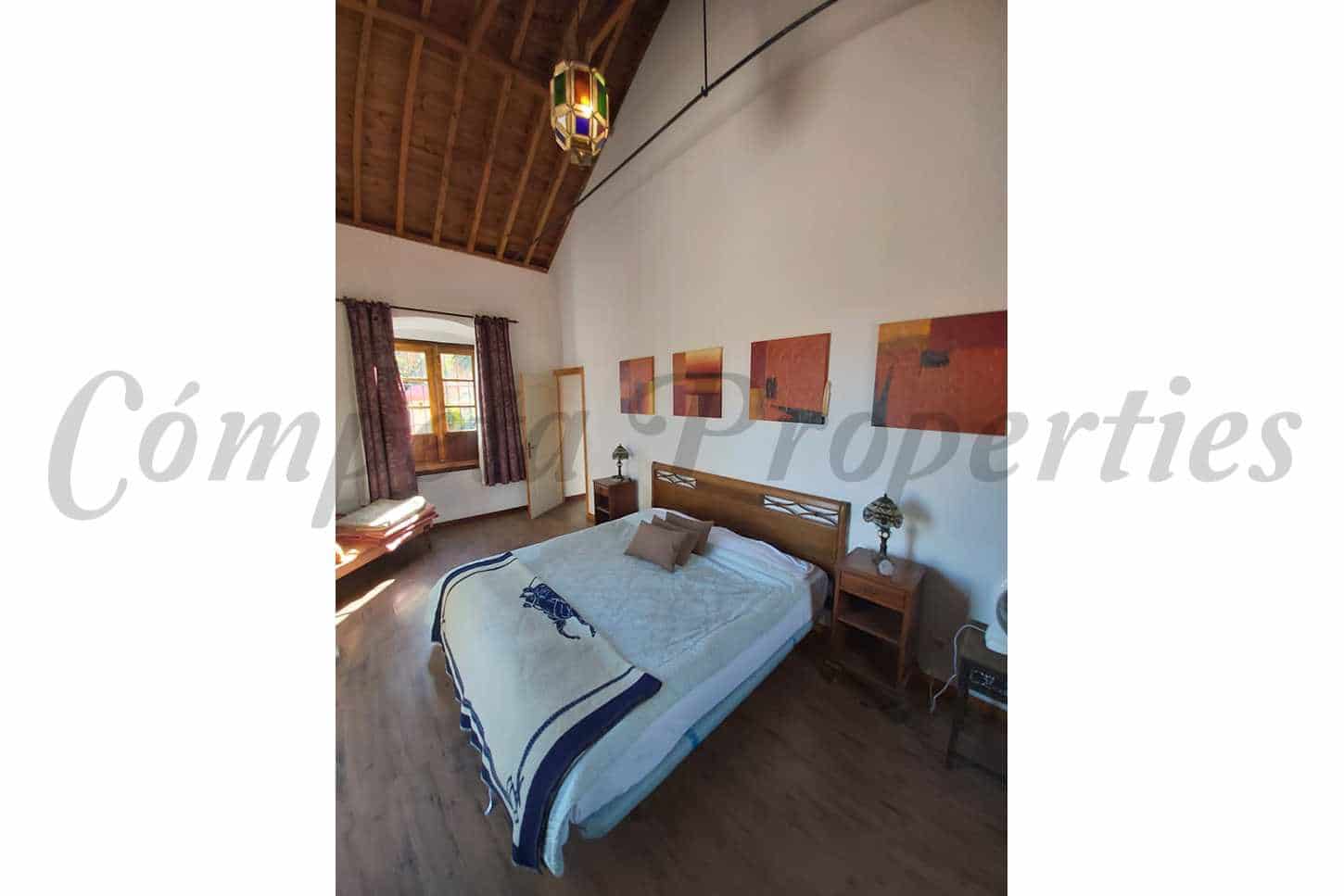 4 sovrum Villa till salu i Nerja med pool garage - 1 400 000 € (Ref: 8481448)