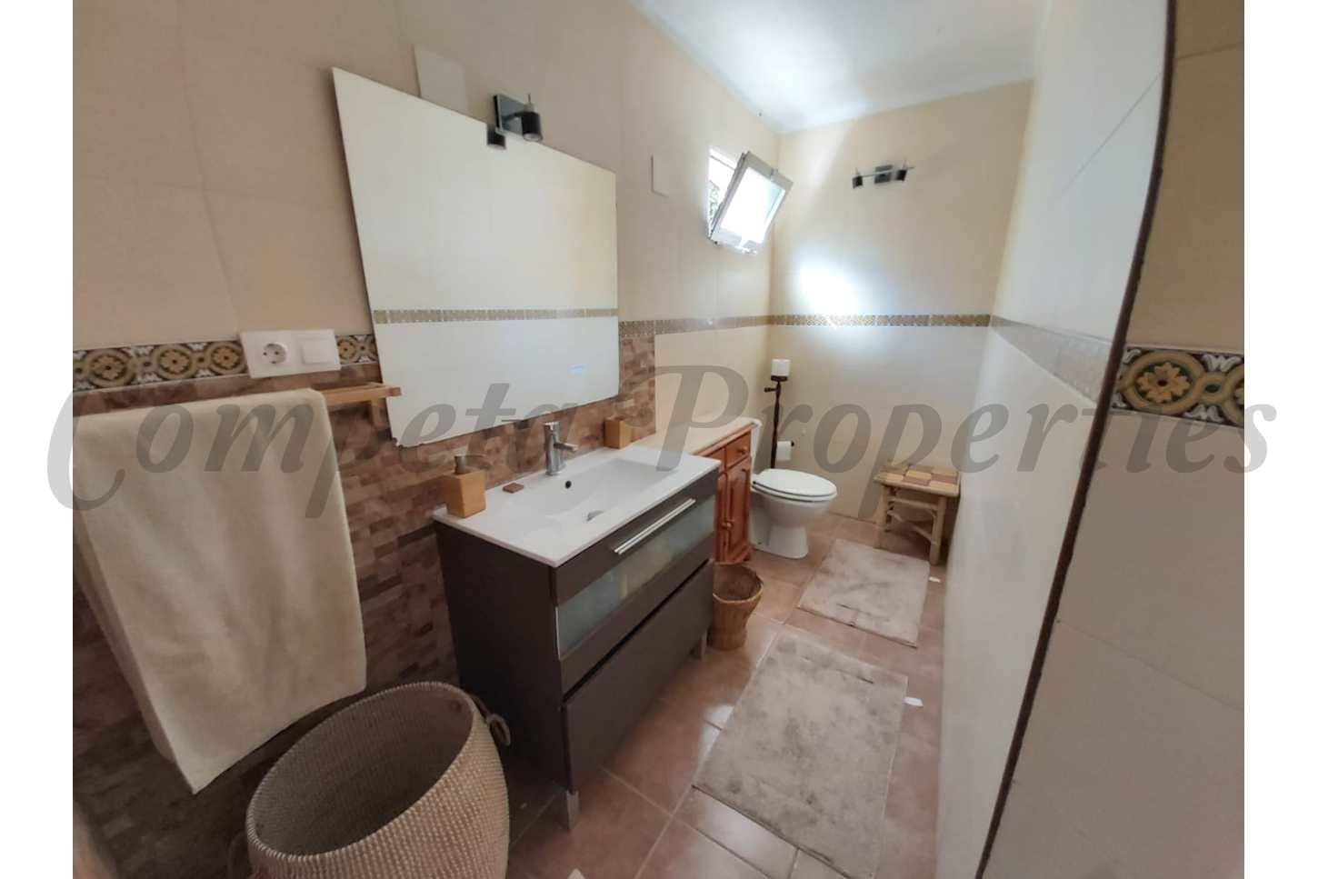 4 sovrum Villa till salu i Nerja med pool garage - 1 400 000 € (Ref: 8481448)