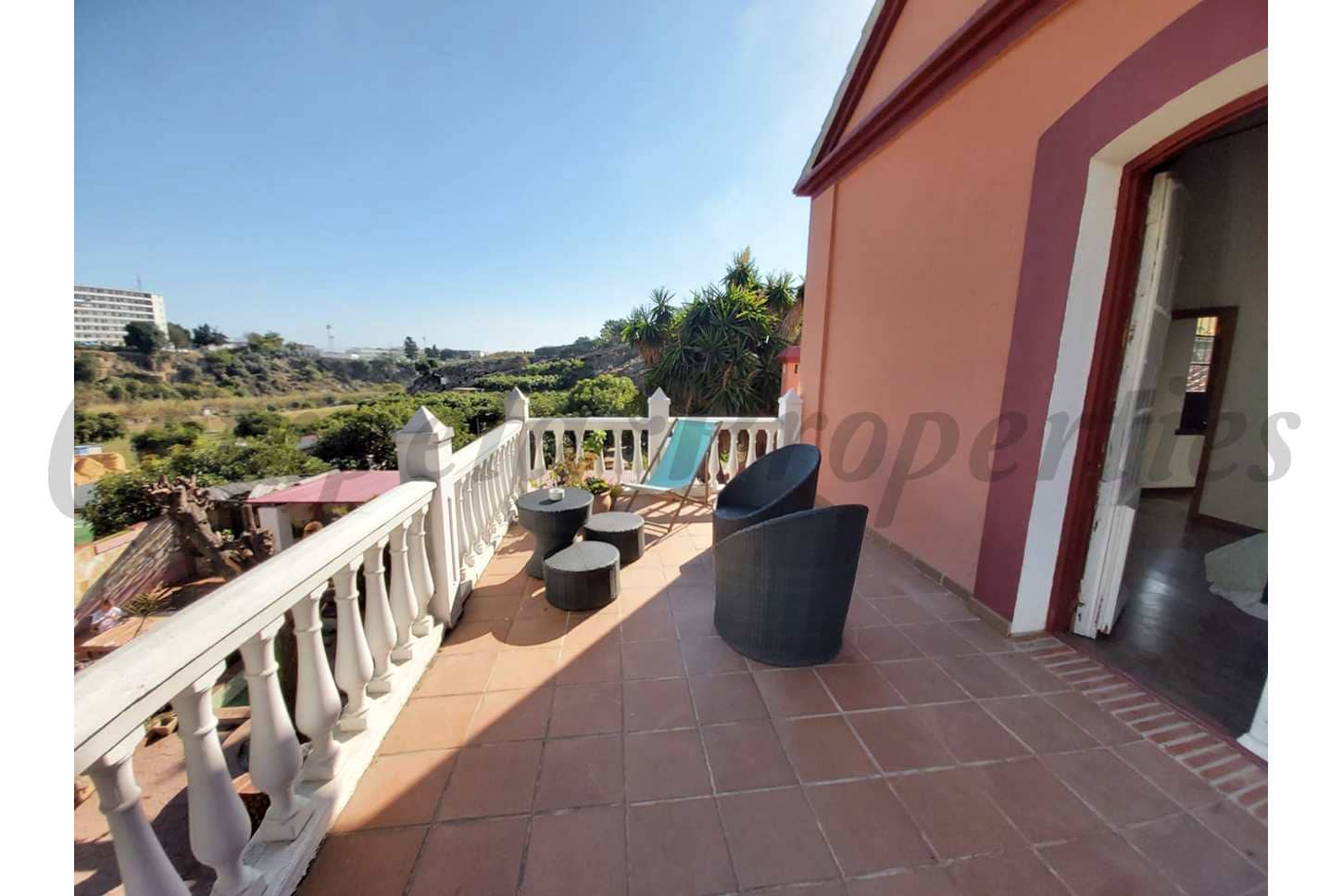 4 sovrum Villa till salu i Nerja med pool garage - 1 400 000 € (Ref: 8481448)