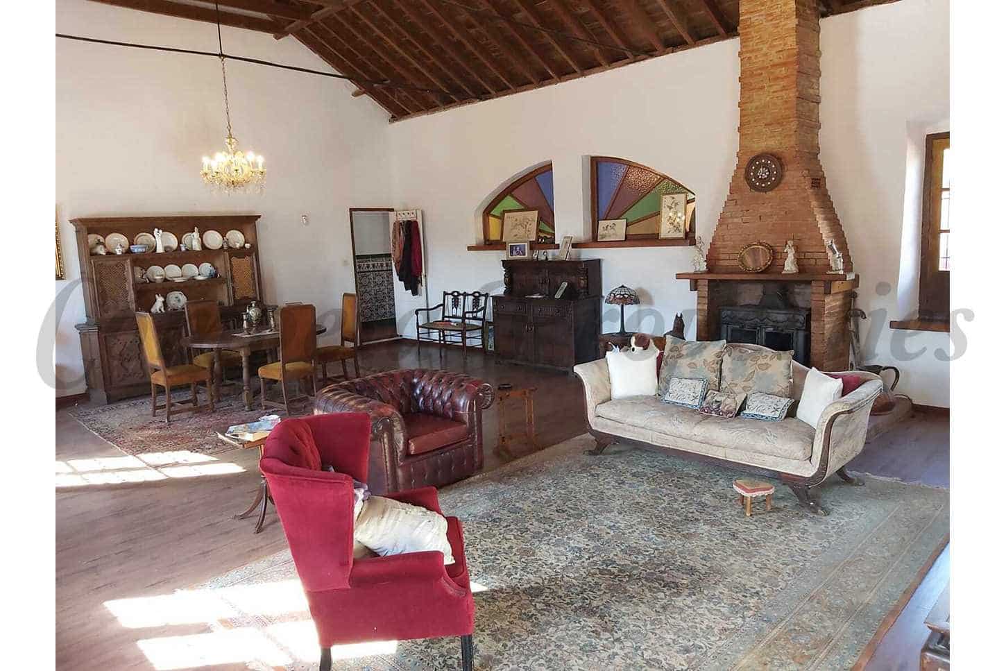 4 sovrum Villa till salu i Nerja med pool garage - 1 400 000 € (Ref: 8481448)