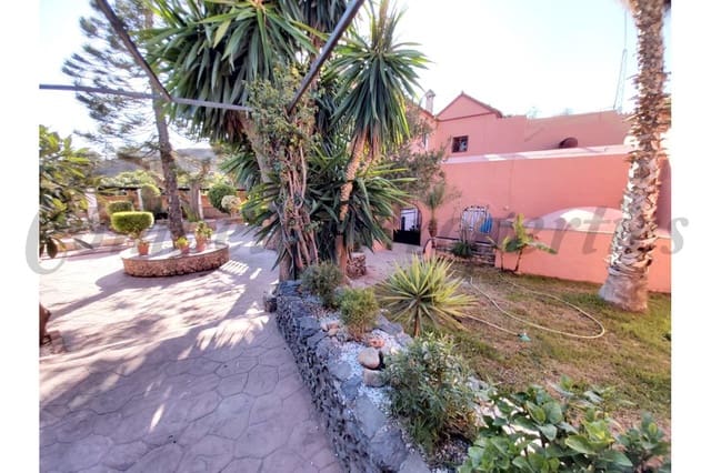 4 slaapkamer Villa te koop in Nerja met zwembad garage - € 1.400.000 (Ref: 8481448)