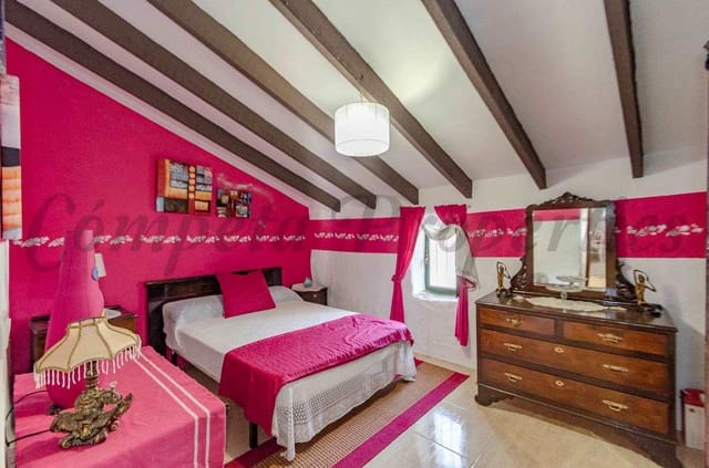 2 sovrum Hus till salu i Salares - 99 000 € (Ref: 8493089)