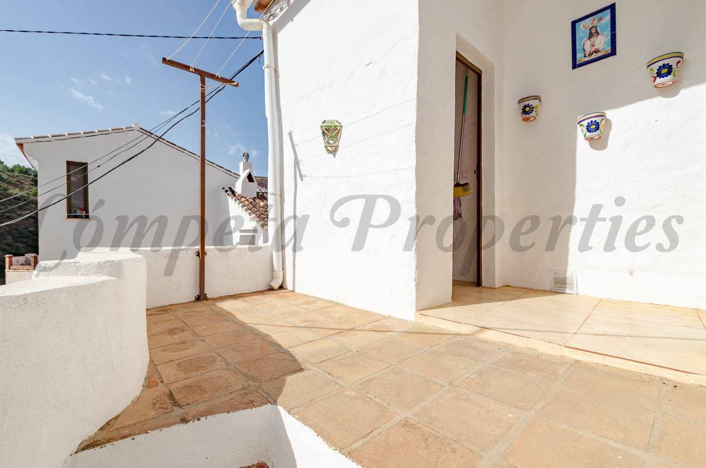 2 soveværelse Byhus til salg i Salares - € 99.000 (Ref: 8493089)