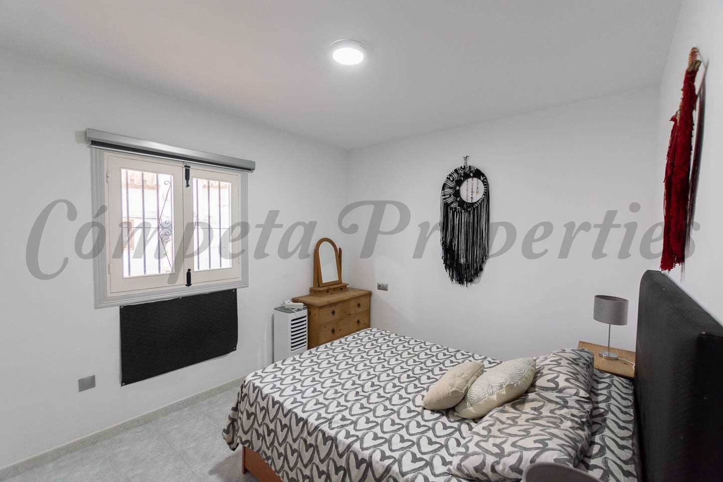 3 chambre Maison de Ville à vendre à Nerja avec piscine - 340 000 € (Ref: 8494390)