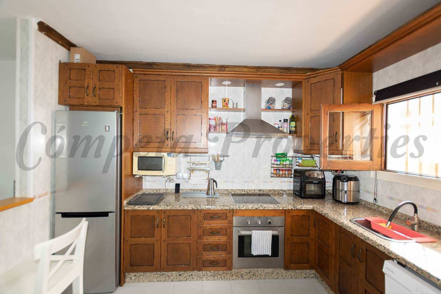 3 chambre Maison de Ville à vendre à Nerja avec piscine - 340 000 € (Ref: 8494390)
