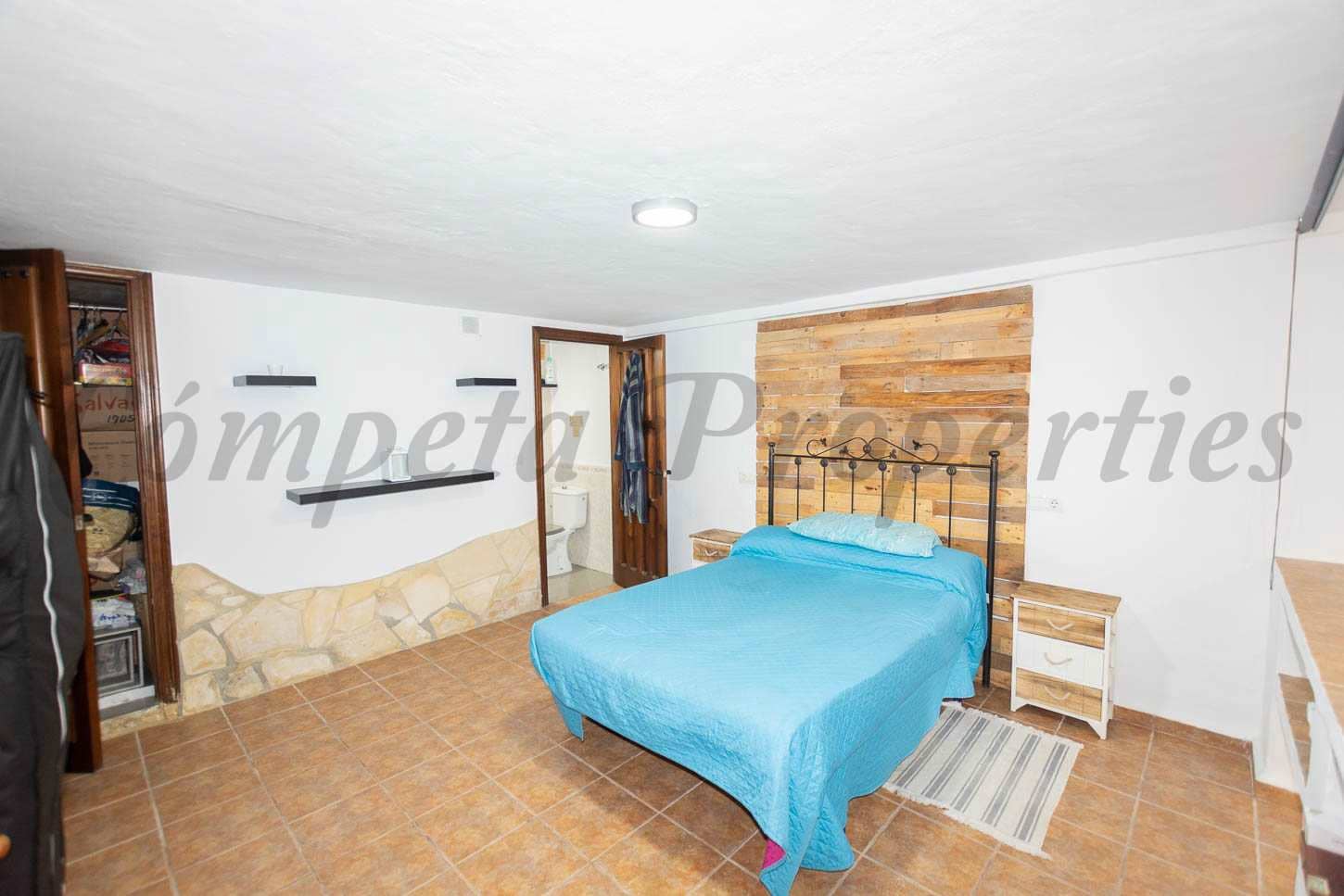 3 chambre Maison de Ville à vendre à Nerja avec piscine - 340 000 € (Ref: 8494390)
